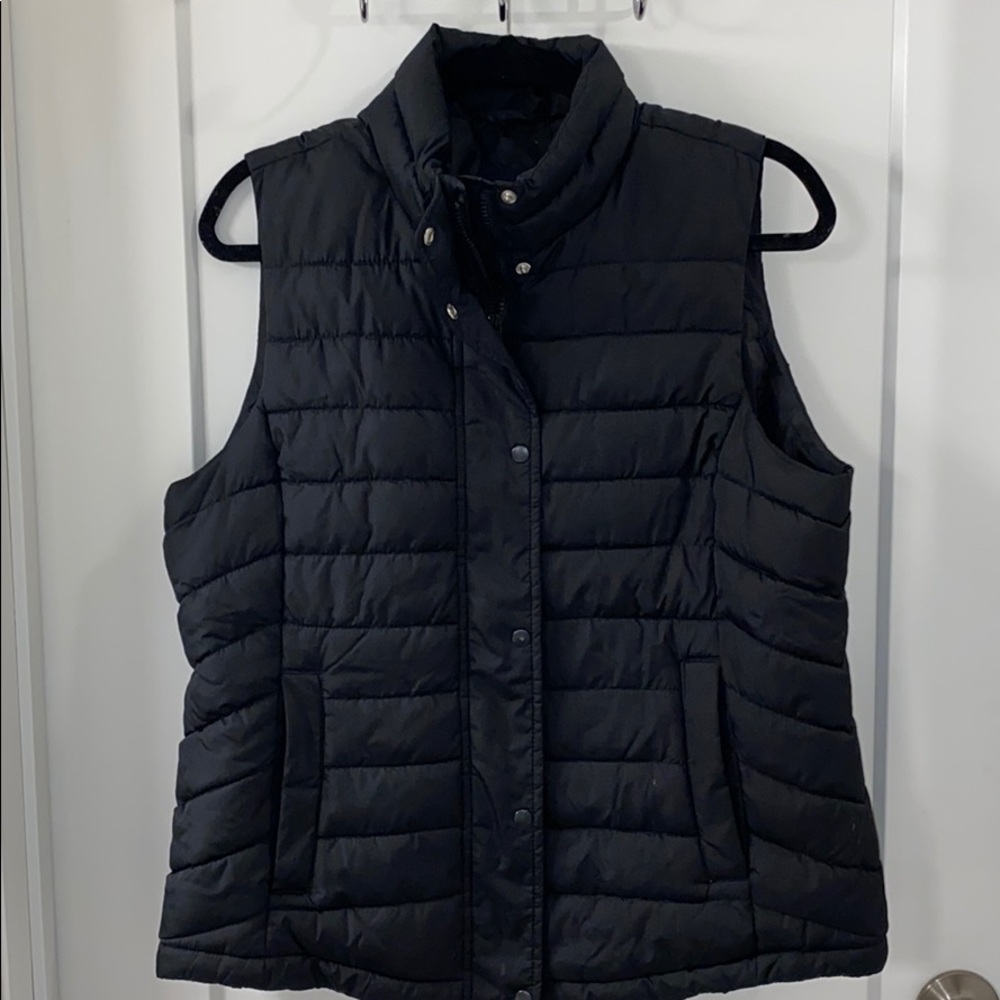 Black, puffy Gap vest